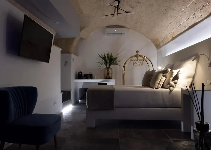 The Saint בית הארחה