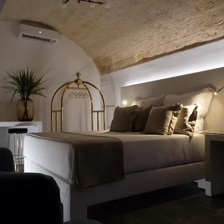 Konukevi The Saint 4*